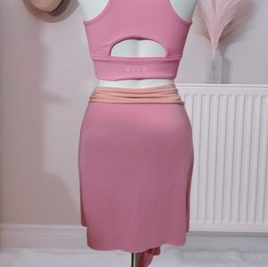 Le Château Athletic Jersey Knit Skirt with Sash- XS (fits up to S/M)
